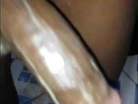 Masturbation du gros penis noir hot gay shower porn