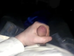 ręczna robota w śmierdzących ciuchach korean gym blissful porn