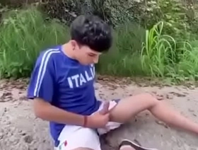 Reforsando amistad korean spa gay porn