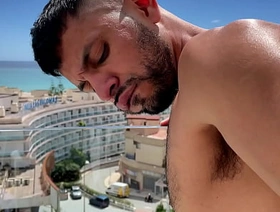 Room Ser[r]vices avec Nicholas Bardem & Oskar Ivan [Free 5mn] korean porn star gay