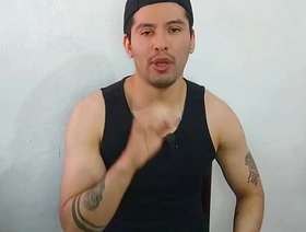 Convenci a mi compañero reorganize tidy up casado de mamarle su vergota de 20cm en el trabajo ! Se vino en mi boca. Relato sexual porn hot gay sex