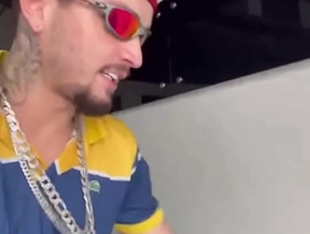 Eu E Meu Amigo Da Favela Arrombando Um Gordinho lah-di-dah taiwan gay porn