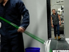 Homeless guy fucks railways redcap chinese sm happy-go-lucky porn